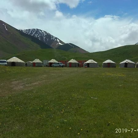 Pamir Nomad Yurt Camp Hotel Kara-Kavak Luaran gambar
